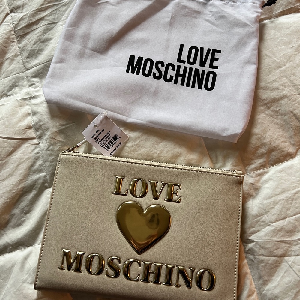 NWT Love Mochino Nude/Ivory Clutch